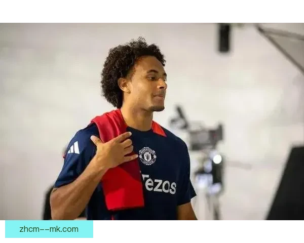 曼联正式官宣齐尔克泽加盟将身披11号球衣亮相